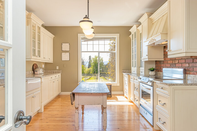 Emandare Winery and Vineyard in Duncan, Vancouver Island, BC property photo 15